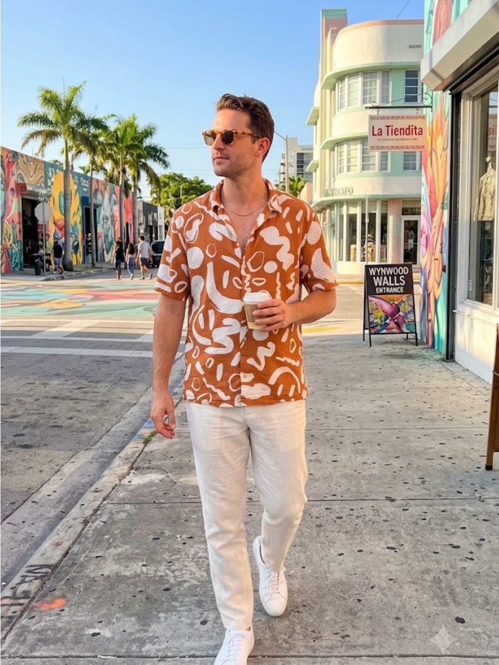 🎒Common People Short Sleeve Abstract Print Shirt - Rust/orange White size XL GUC